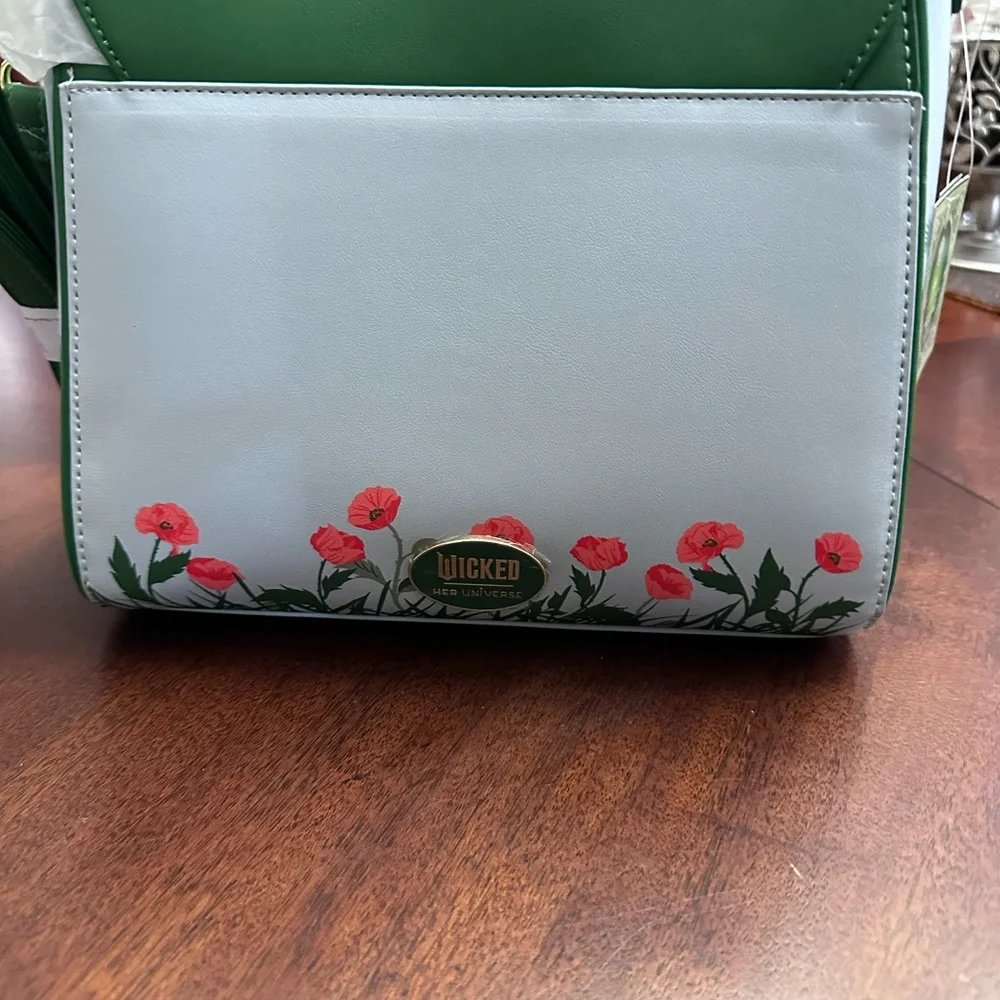 NWT Her Universe Wicked Movie Oz Scenic Crossbody Bag Elphaba Glinda Handbag - Picture 7 of 14
